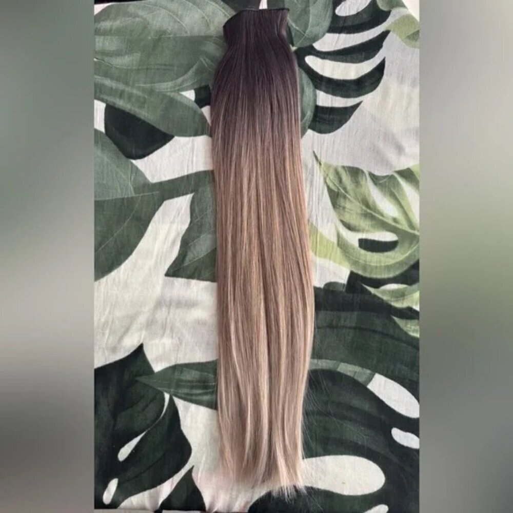 Human hair blend Balayage ash Blonde Clip In Hair Extensions 22 In - Picture 4 of 6